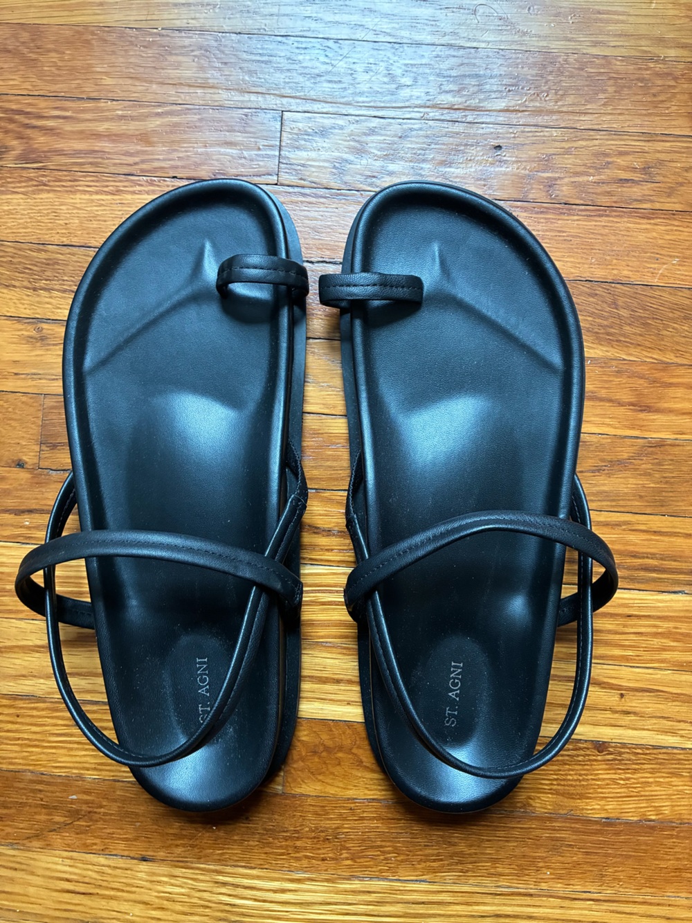 St. Agni Black Minimalist Toe-Ring Strappy Sandals